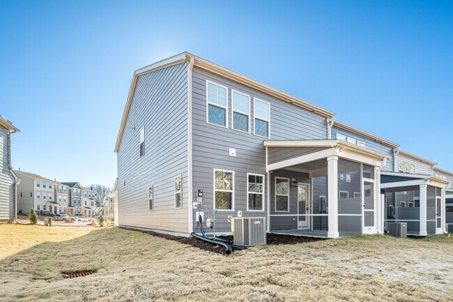 Building Photo - 1826 Porch Swing Wy