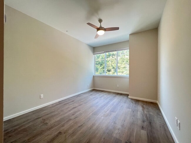 Building Photo - Rubi Townhomes