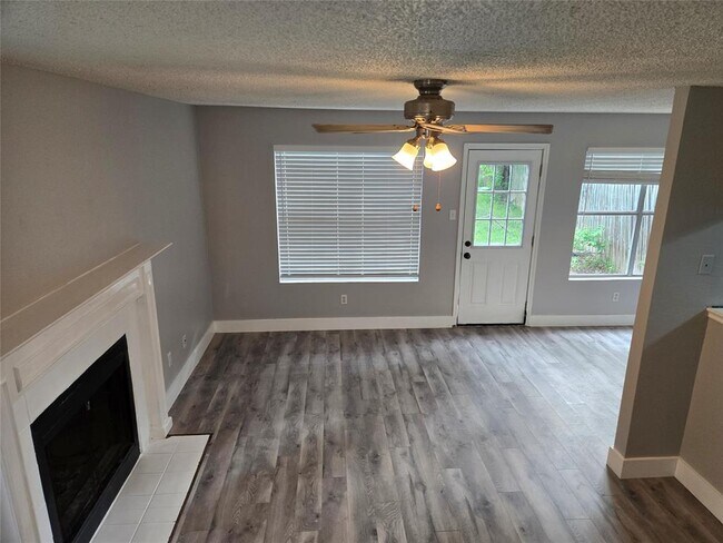 Building Photo - 10001 Parliament House Rd