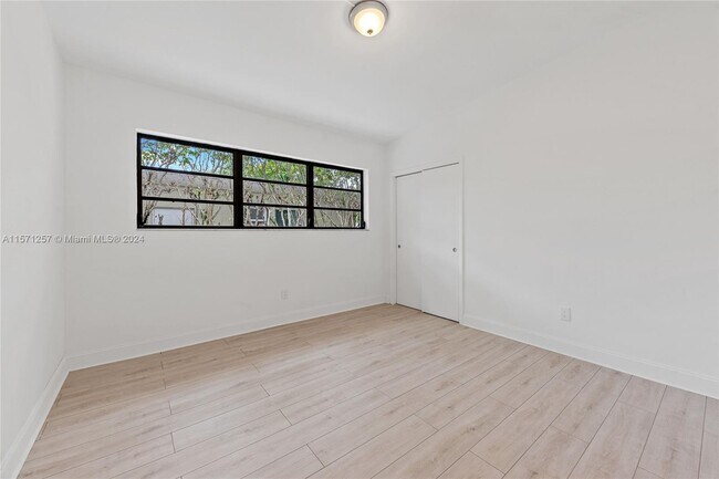 Building Photo - 7525 Adventure Ave