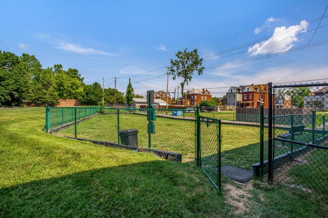 Building Photo - 4301 Olive St