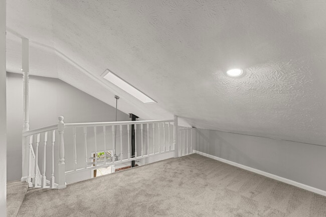Building Photo - 6344 Olde Towne Dr