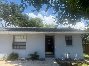 Building Photo - 1/2 Duplex in Apopka