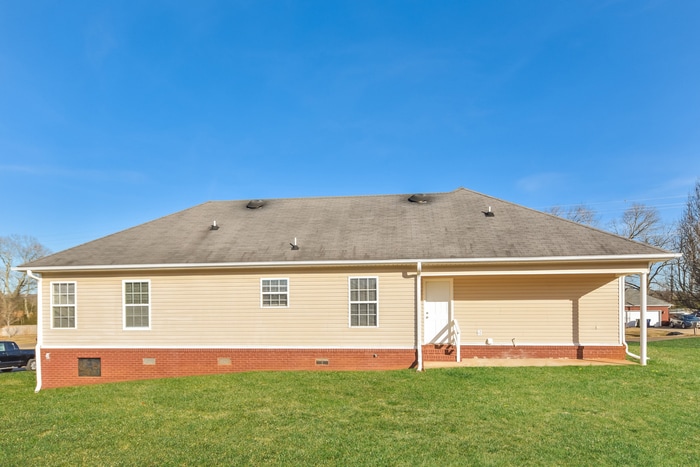 Building Photo - 232 Tanner Point Dr