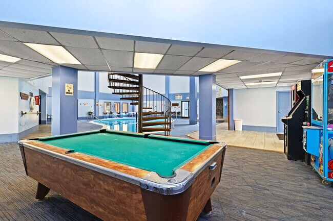 Building Photo - 301 Pinnacle Inn Rd