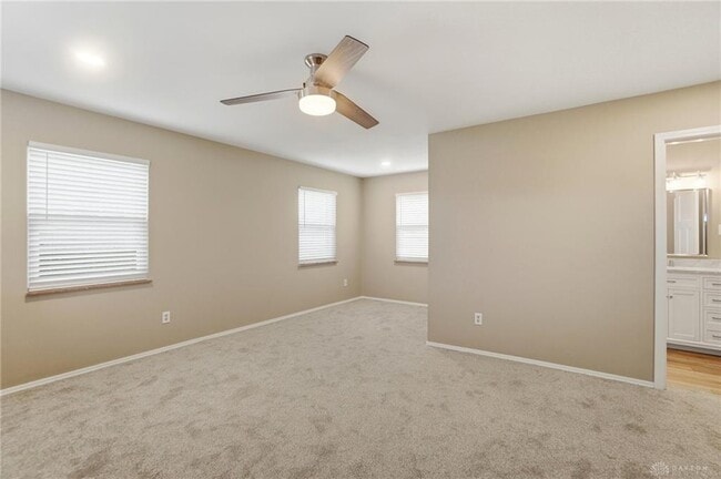 Building Photo - 318 E Central Ave