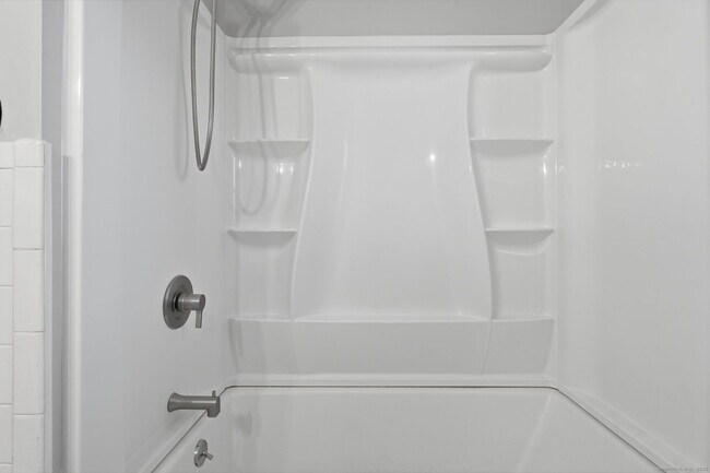 Building Photo - 269 Great Swamp Rd