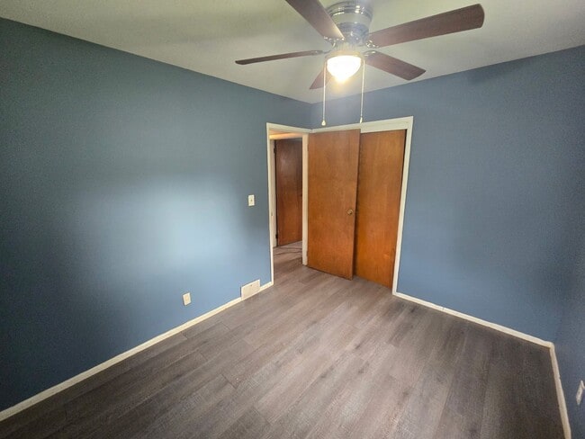 Building Photo - 3BD/ 1.5 BA Home for Rent Cleveland