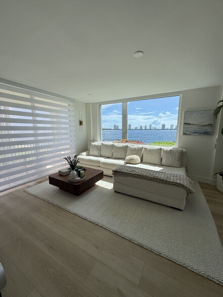 Building Photo - 100 Paradise Harbour Blvd