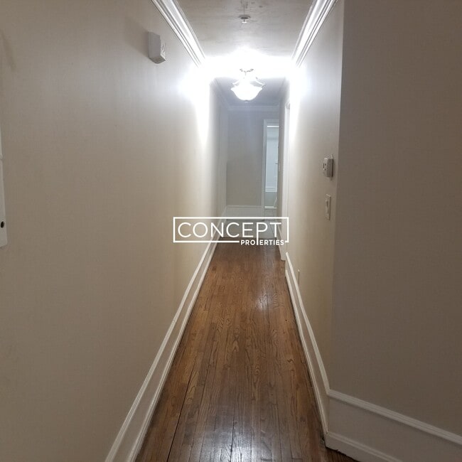 Building Photo - 712 Shawmut Ave