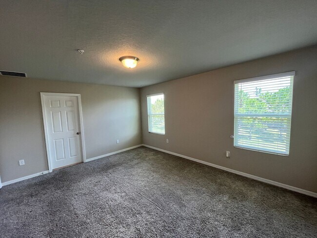 Building Photo - 2443 Sweet Viburnum Wy
