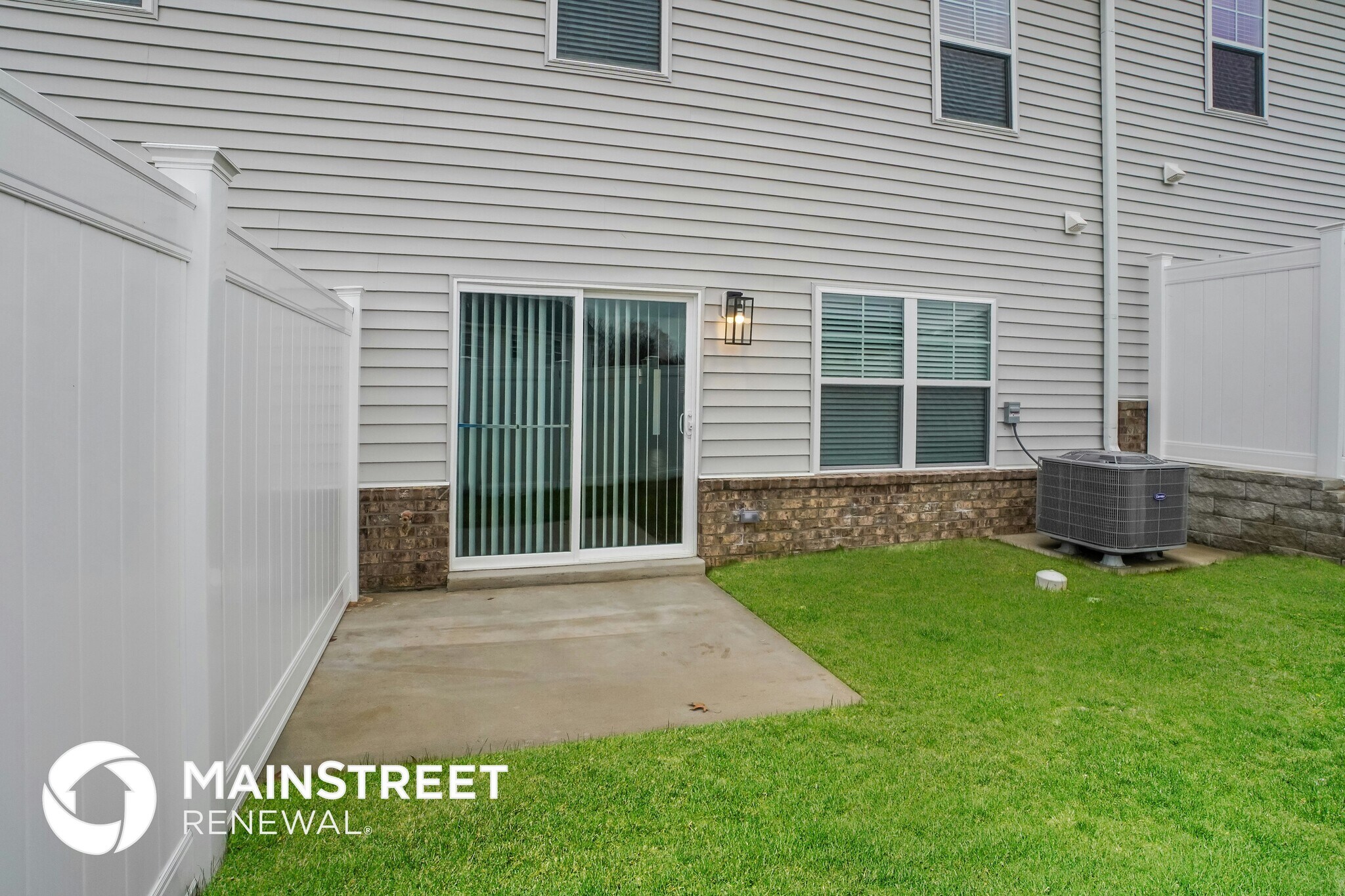 Building Photo - 2095 Paddle Wheel Dr
