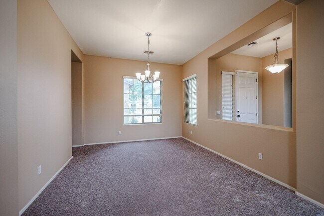 Building Photo - COMING SOON !! Spacious 4 Bed, 2.5 Bath 2 Story Home in Shadow Ridge Community/ Chandler