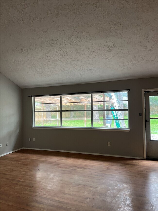 Building Photo - 6507 Bridgegate Dr