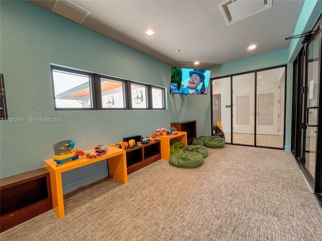 Building Photo - 8031 NW 104th Ave