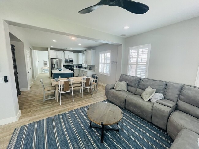 Building Photo - 21918 N Bradford Dr