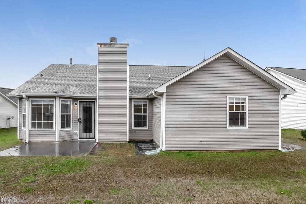 Building Photo - 939 Maple Leaf Ridge