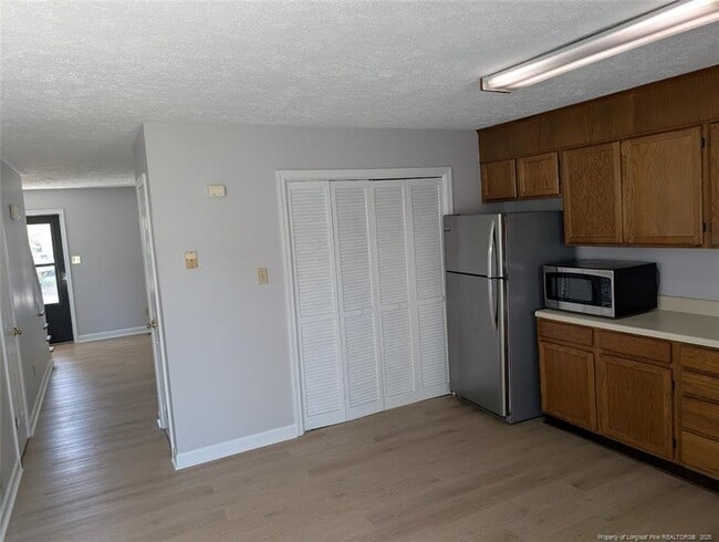 Building Photo - 4846 Pinedale Blvd