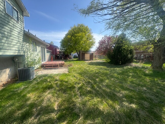 Building Photo - Beautiful Taylorsville Home for rent!