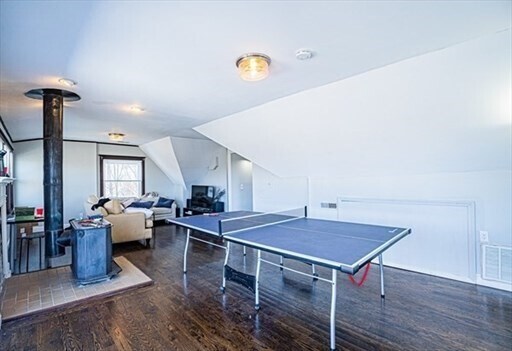 Building Photo - 38 Highland Park Ave