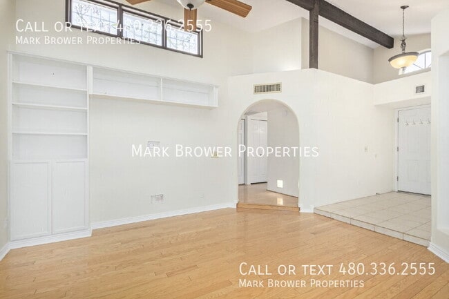Building Photo - 18002 N 12th St
