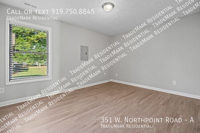 Building Photo - 351 W Northpoint Rd