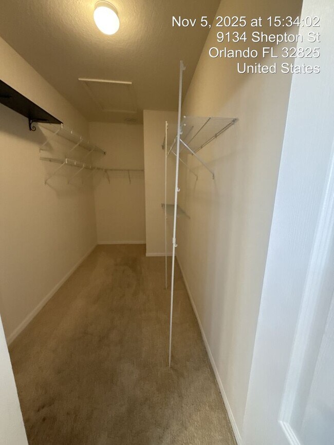 Building Photo - 9134 Shepton St