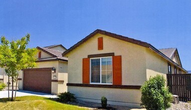 Building Photo - Woodward Dr