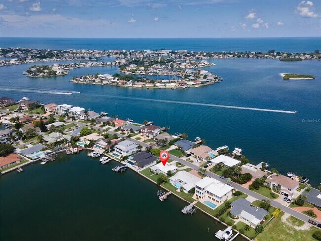 Building Photo - 315 Buttonwood Ln