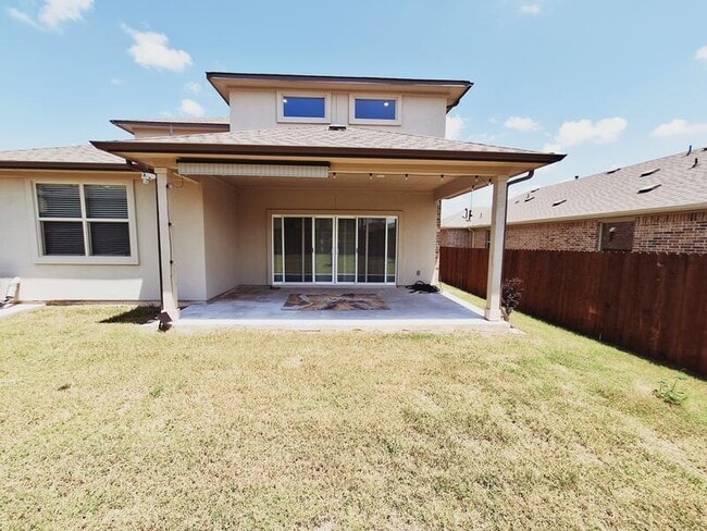 Building Photo - 18012 Trieste Dr