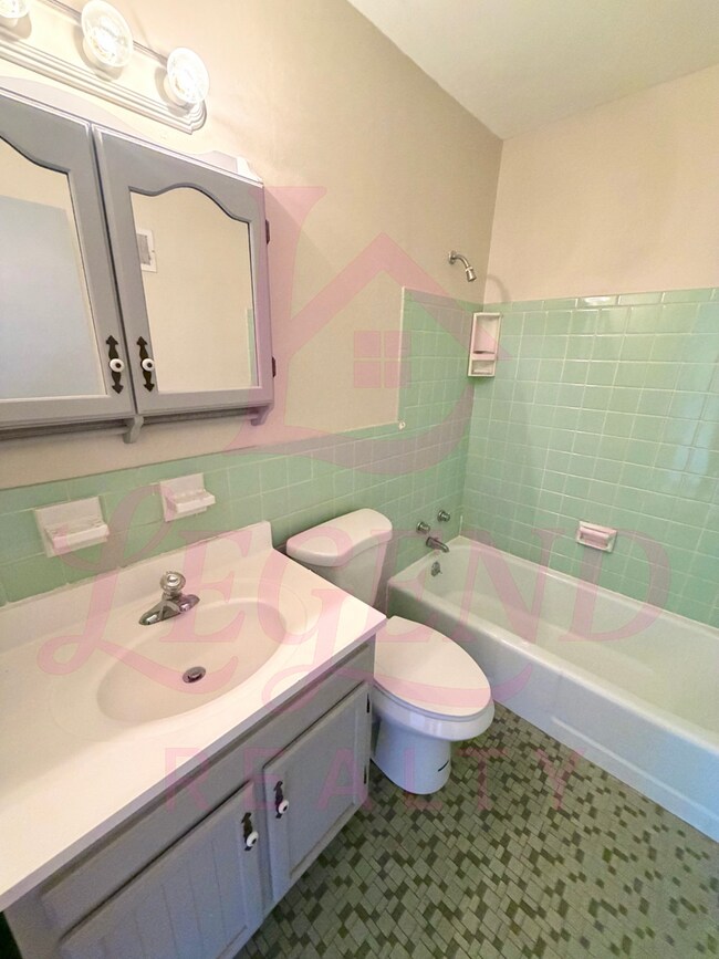 Building Photo - 3720-3722 Brown Road