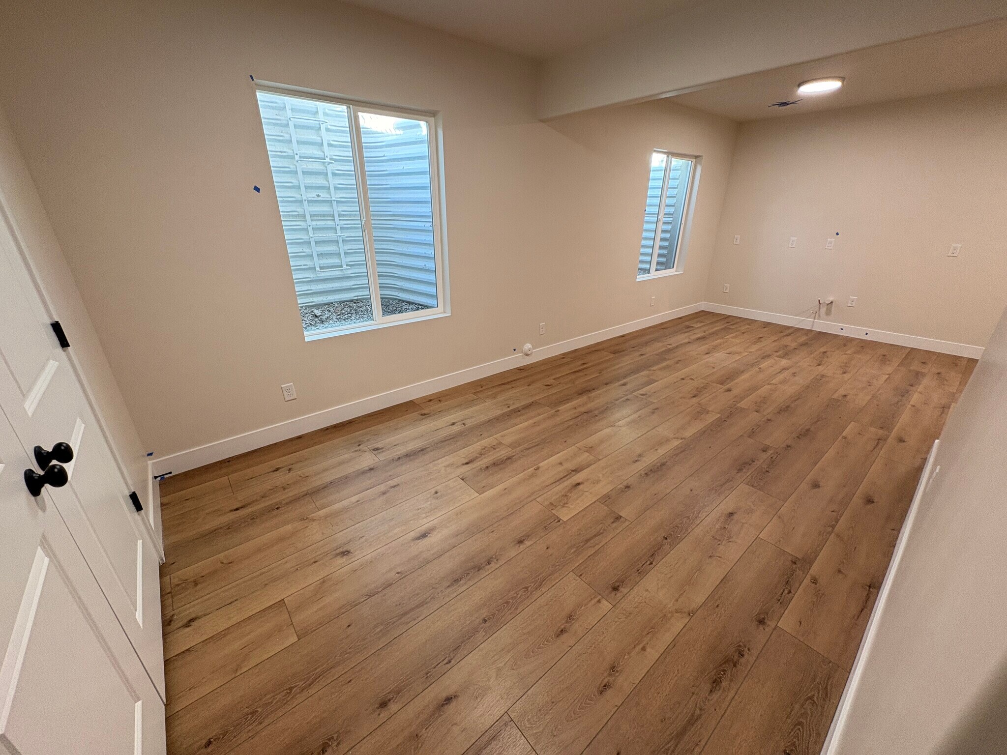 Building Photo - 5472 N Orville St