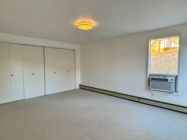 Building Photo - Updated 3BR Evergreen Home w/ Garage & Fenced Yard