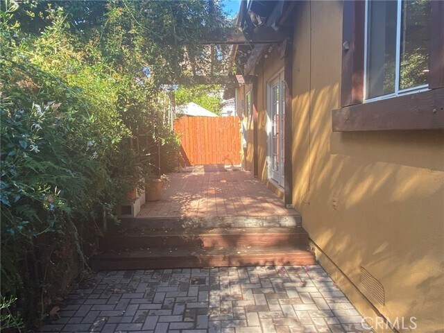 Building Photo - 4637 Corliss St