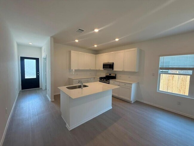 Building Photo - 17808 Indigo Bunting Ln