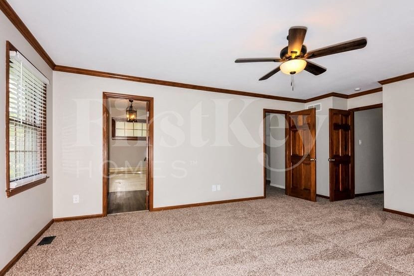 Building Photo - 9777 Gerald Dr
