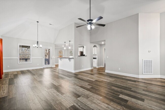 Building Photo - 1796 Rains Rd