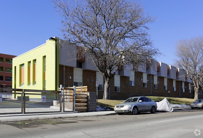 Building Photo - Ridgemar Heights
