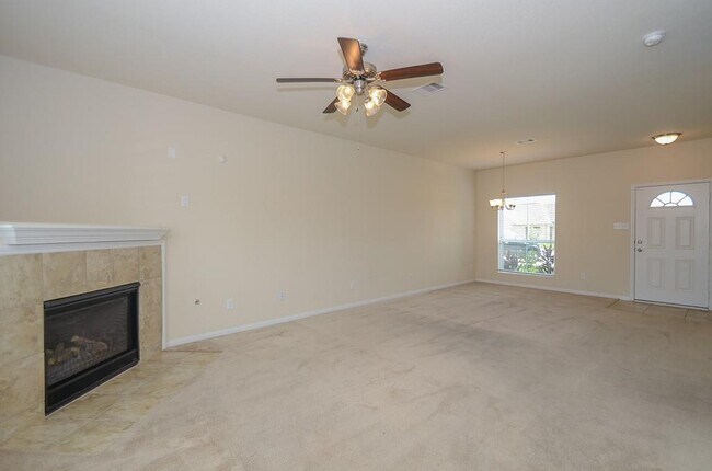 Building Photo - 14935 Vinegrove Falls Ct