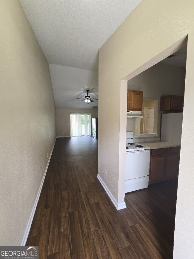 Building Photo - 407 S Ashley St