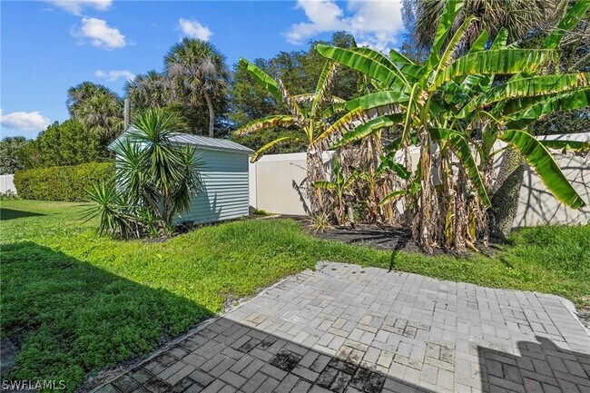 Building Photo - 1855 Danford St