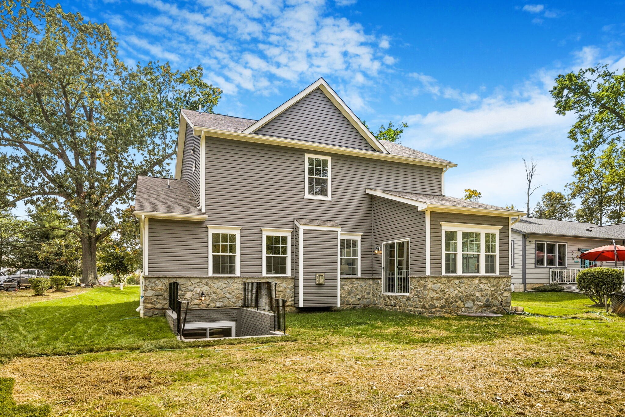 Building Photo - 328 Ridge Rd