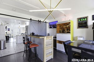 Building Photo - 227 E Baylor St