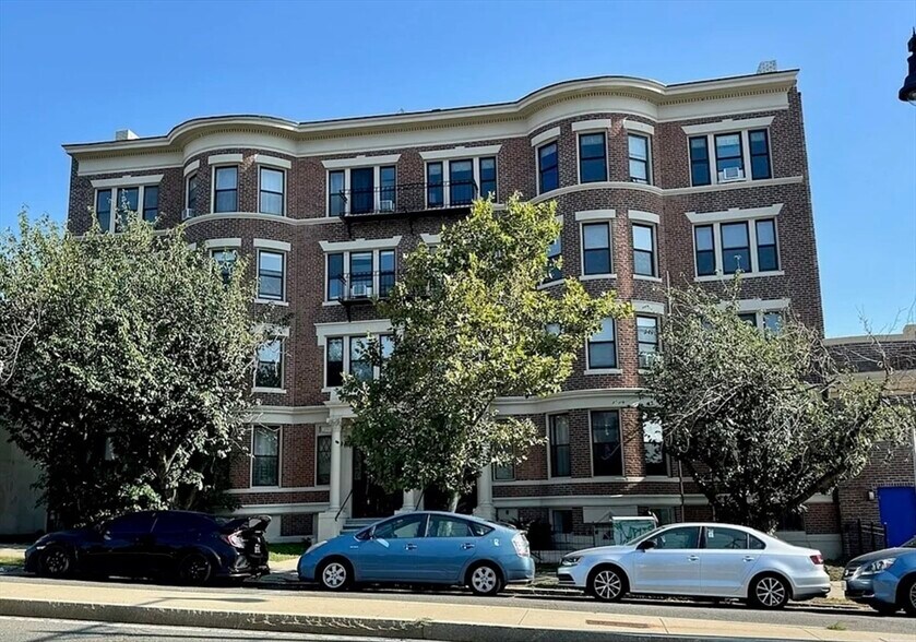 Building Photo - 1691 Commonwealth Ave