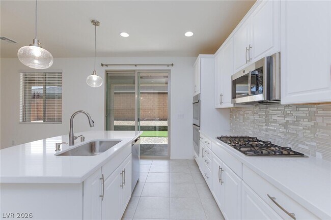 Building Photo - 10117 Heron Lake Ave