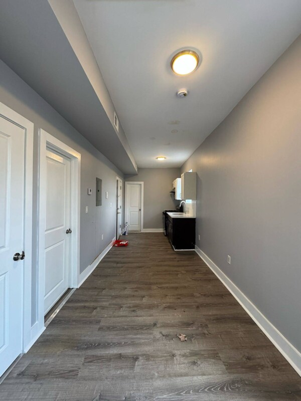 Building Photo - 618 S Orange Ave