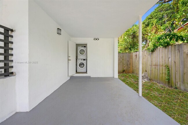 Building Photo - 9312 NW 3rd Ave