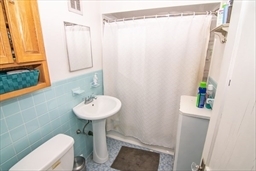Bathroom - 115 Windsor Rd