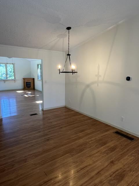 Building Photo - 240 Kingswood Dr