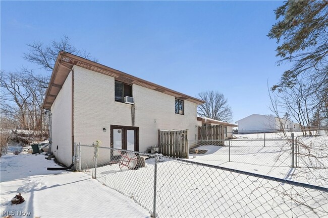 Building Photo - 12447 Cleveland Ave NW